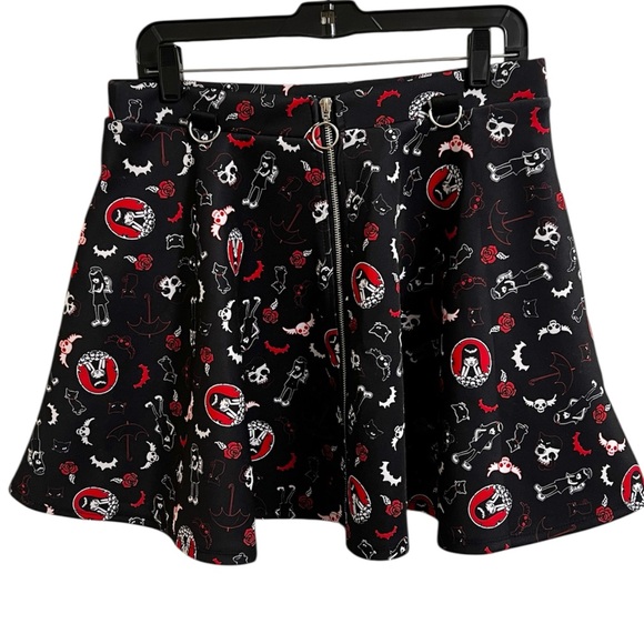 Hot Topic Dresses & Skirts - Emily the Strange Hot Topic Black Goth Flare Skater Mini Skirt Front Zip Large